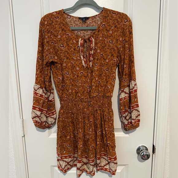 American Eagle Outfitters Dresses & Skirts - American Eagle Outfitters Floral Long Sleeve Mini Dress